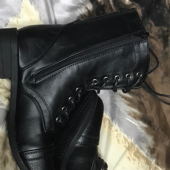 Ardene zip up boots NEW - Picture 6 of 7